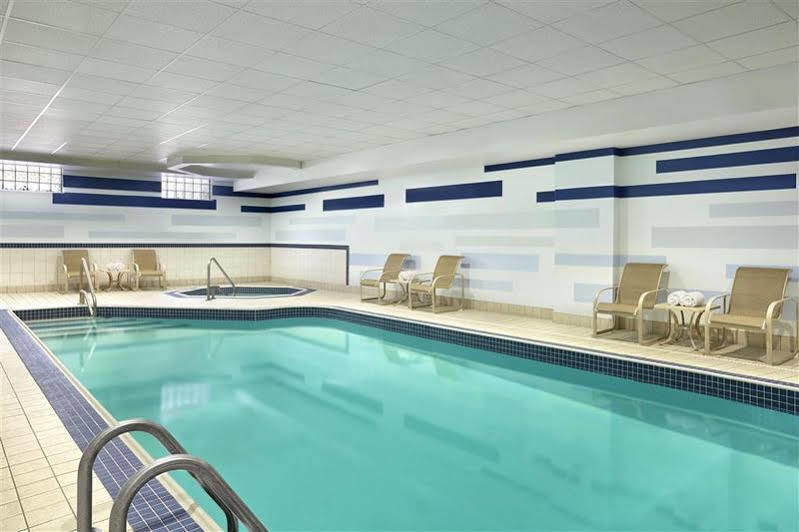 Four Points By Sheraton Kitchener-ווטרלו מראה חיצוני תמונה
